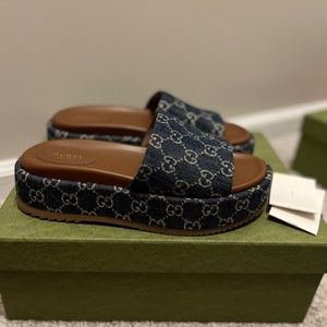 Women’s Platform Slide Sandal